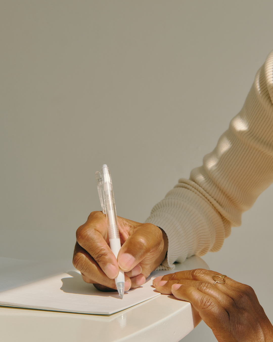 lady writing, lady writing